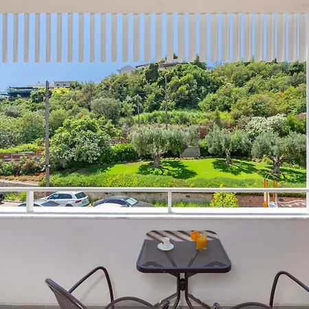 Ammon Zeus Luxury Hotel