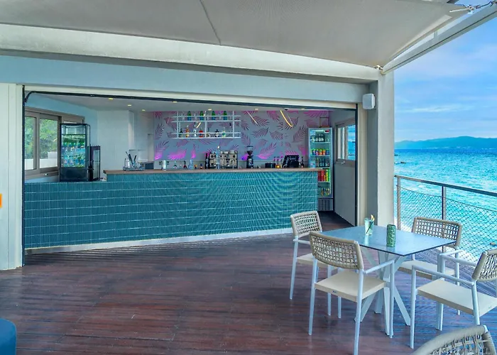 Отель Ammon Zeus Luxury 5*