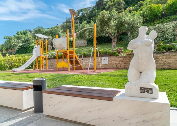 Ammon Zeus Luxury Отель