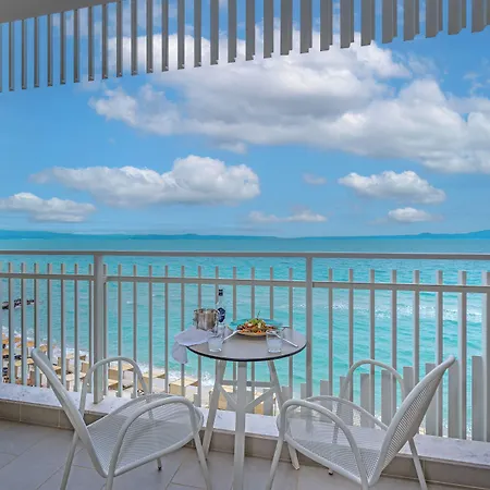 Ammon Zeus Luxury Hotel