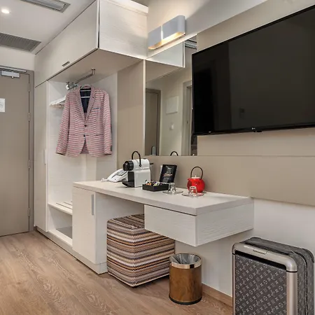 Ammon Zeus Luxury Hotel