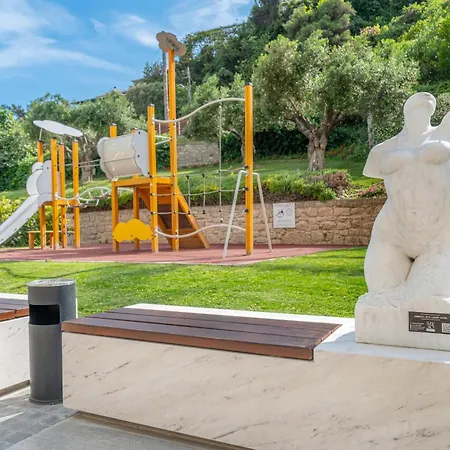 Ammon Zeus Luxury فندق